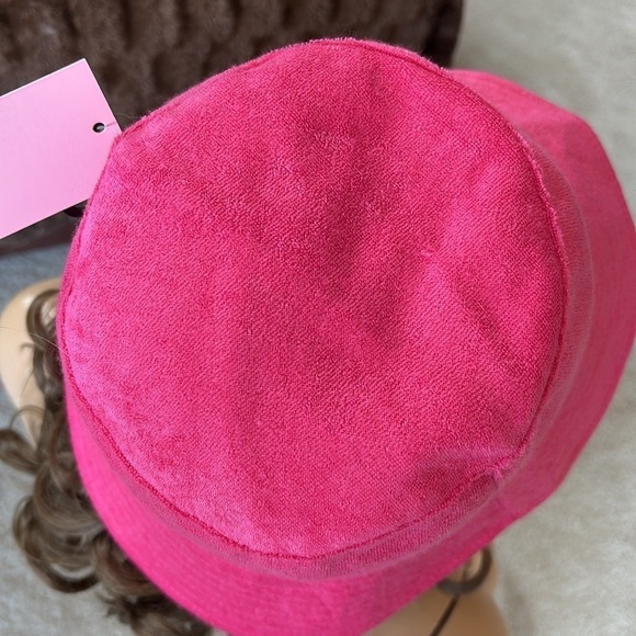 Brand New Juicy Couture Pink Bucket Hat Terrycloth w/ Gold Tone Embroidered Logo main image 10